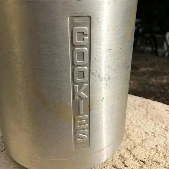 Steelmaster Inc, Set of Aluminum Canisters circa 1940’s - Picture 5 of 5